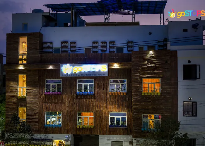 Gostops Agra - Rooms & Dorms